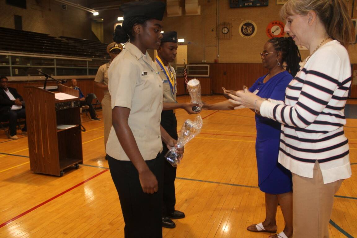 Bloom Township District 206 Bloom Township Basic Leadership Camp