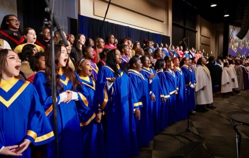 Image for the Tweet beginning: Our Show Choir had an