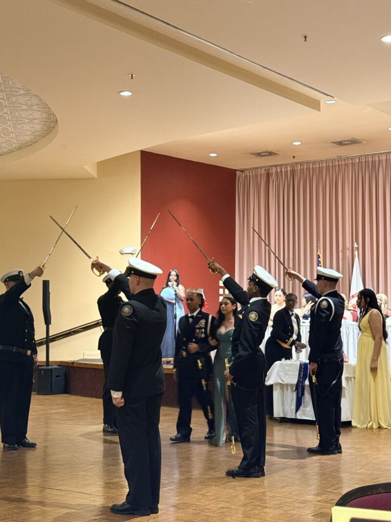 Image for the Tweet beginning: BTHS District 206/CMHS District 210u