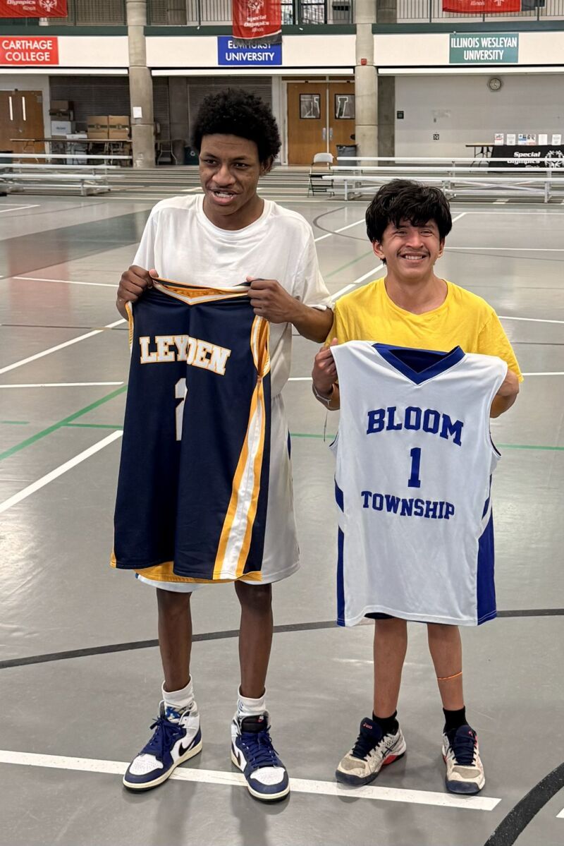 Image for the Tweet beginning: The Special Olympics Basketball Team