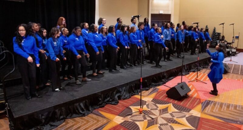 Image for the Tweet beginning: Our Show Choir had an