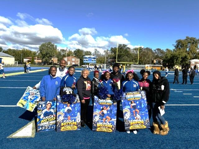 Image for the Tweet beginning: Senior Day- Band, Cheer, Football
@DrNavarre
