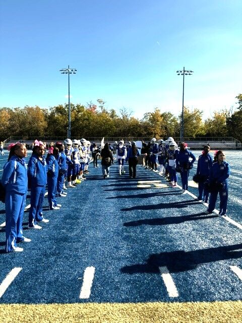 Image for the Tweet beginning: Senior Day- Band, Cheer, Football
@DrNavarre